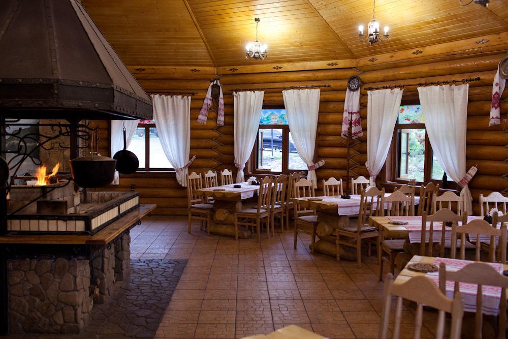 Victoria Hotel Center Donetsk Restaurant photo